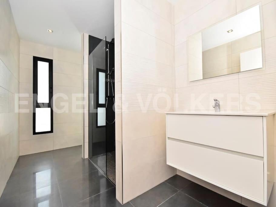 Villa In Финестрат Экстерьер фото